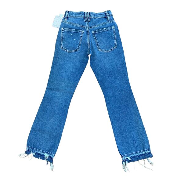 NWT Free People Dylan High Rise Button Front Cropped Blue Jeans Women’s Size 24 - Picture 3 of 13